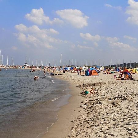 zentrale und strandnahe Ferienwohnung in Kühlungsborn Ost Exterior foto