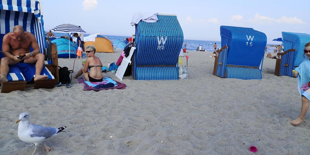 zentrale und strandnahe Ferienwohnung in Kühlungsborn Ost Exterior foto